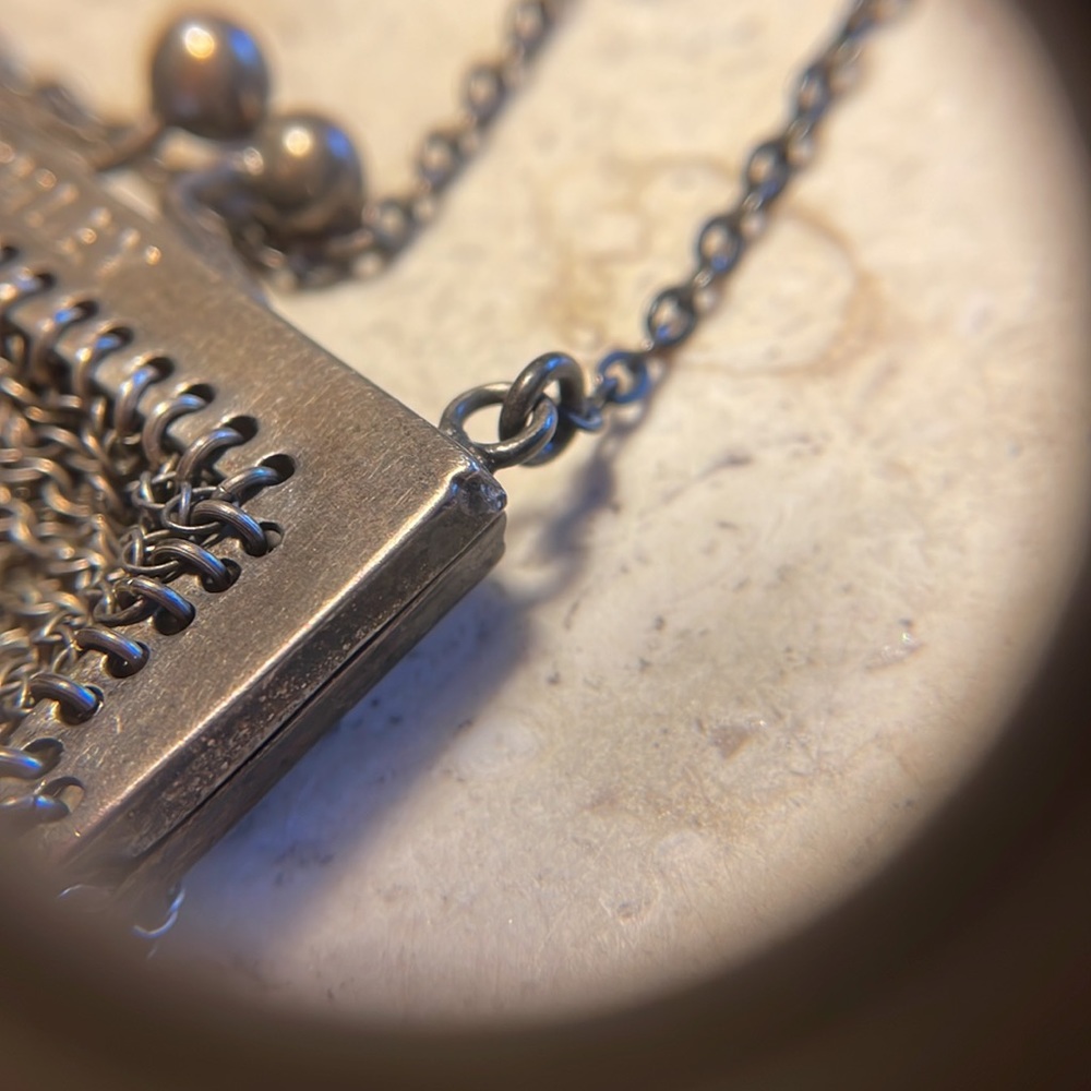 Antique sterling silver coin purse - Picture 9 of 15